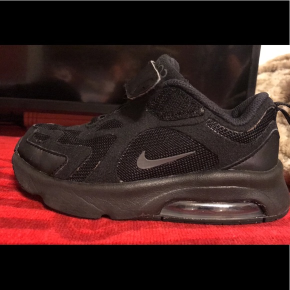 Boys Nike air 200 - Picture 1 of 4